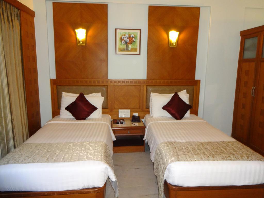 Jp Chennai Hotel Room photo